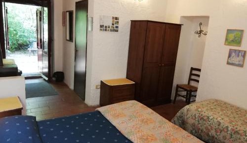 Triple Room with Private Bathroom
