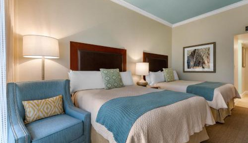 Deluxe Oceanfront with King Bed