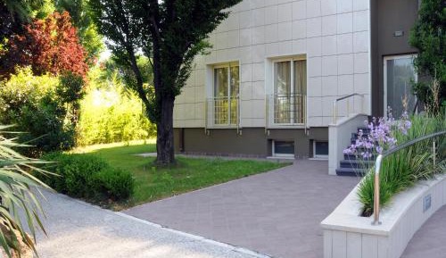 Suite Split Level