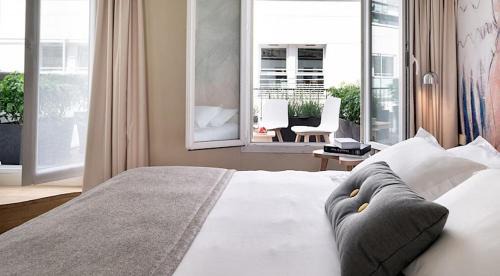 Classic Room with Terrace