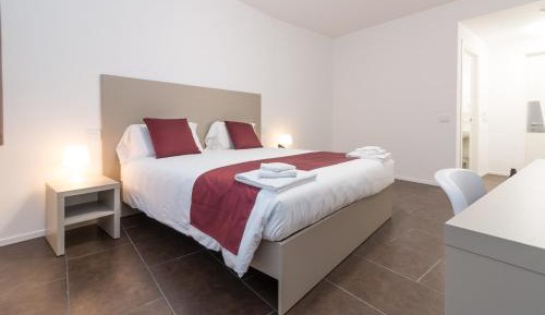 Superior Double or Twin Room with Terrace