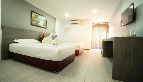 Standard Twin Room