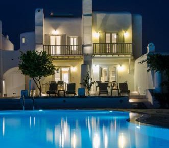 Deluxe Villa with Pool View 