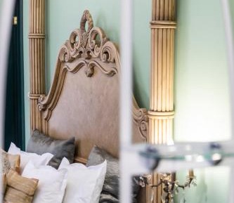 Deluxe Double Room with Castle View