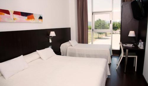 Comfort Triple Room