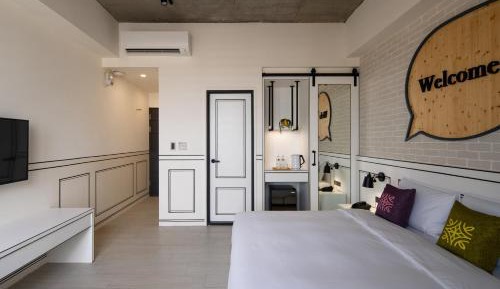 Deluxe Double Room with Bath