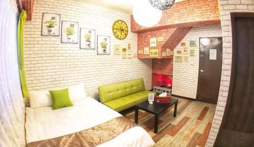 Double Room(Room Selected at Check-In)