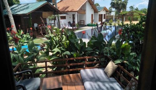 One-Bedroom Bungalow