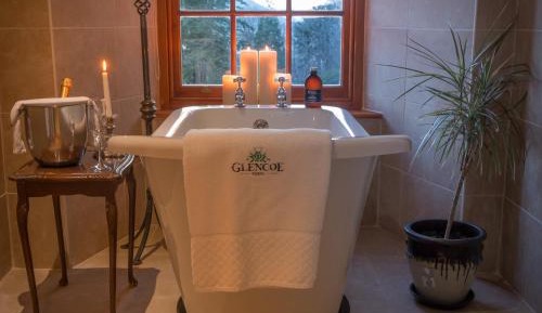 Glencoe House Suite with Terrace and Hot Tub No. 1