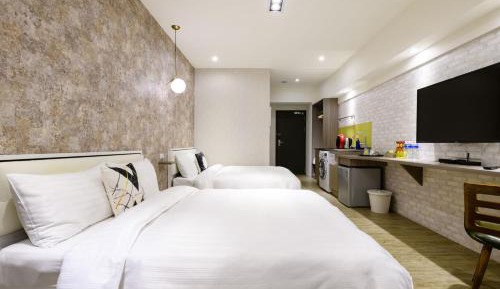 Apartment with Shower