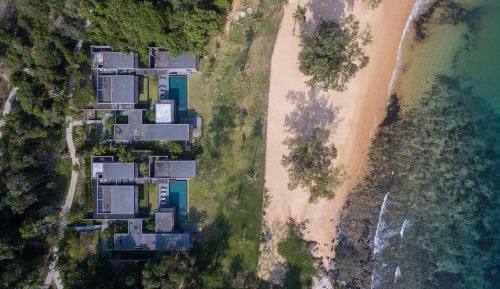 4 Bedrooms Beach Pool Villa