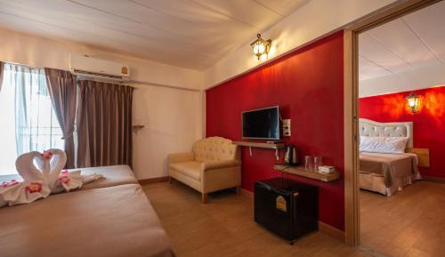 Deluxe Double or Twin Room