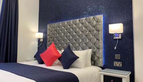 Shoalstone Suite