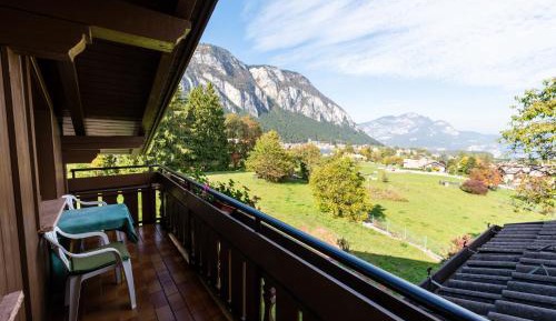 Studio with Mountain View