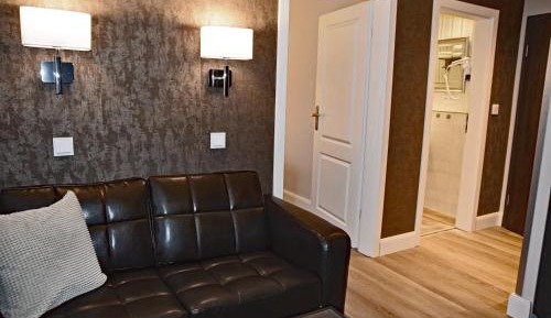 Suite (2 Adults)