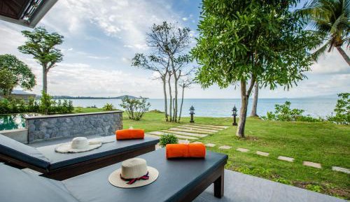 Two-Bedroom Villa with Private Pool - Beach Front