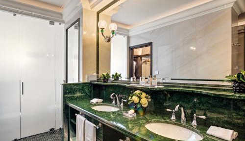 Grand Deluxe Double Room
