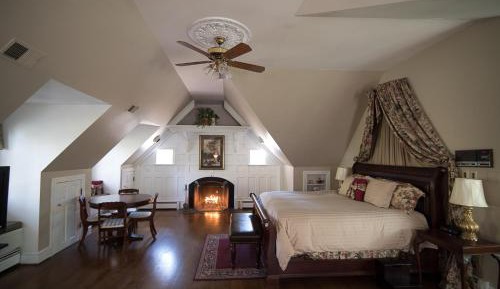 King Suite with Spa Bath