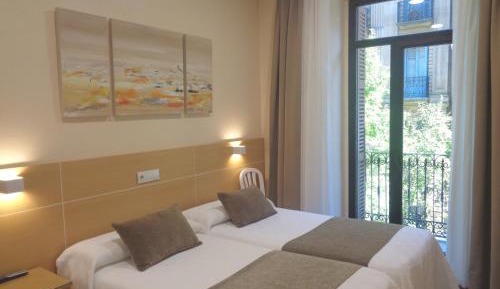 Twin Room with City View