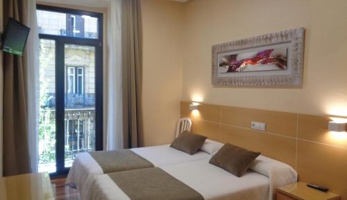 Exterior twin room