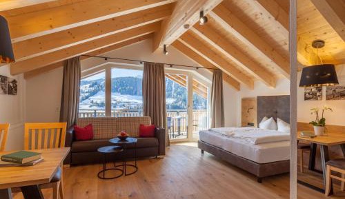 Studio with Mountain View