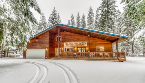 Four bedroom holiday home 