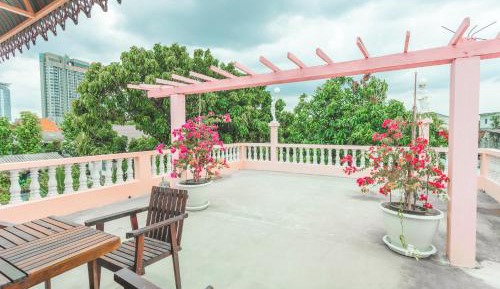 King Room with Balcony