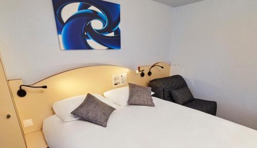 Triple Room with One Double Bed and One Single Bed