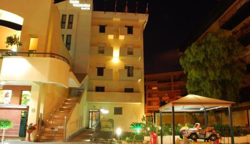 One Bedroom Apartment with Balcony