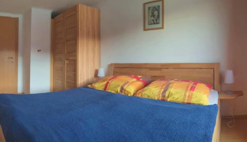 Two-Bedroom Apartment - 2nd Floor with Lake View
