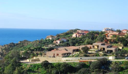 Two-Bedroom Apartment with Garden View (3 Adults)