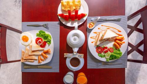 Bungalow with Garden View