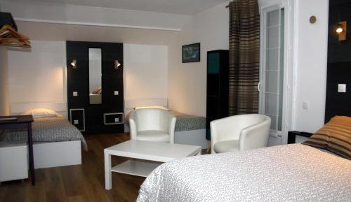 Family Room (4 Adults)