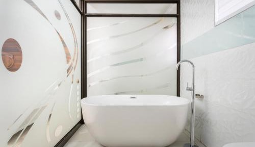 Deluxe Double Room with Shower