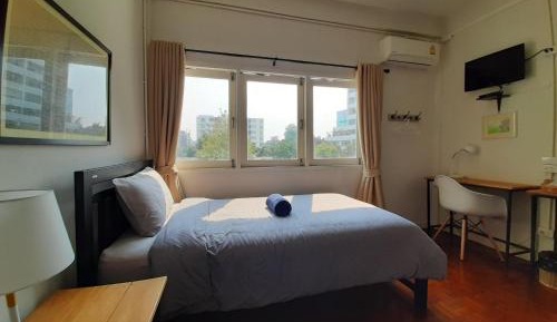 Twin Room (Female Only)