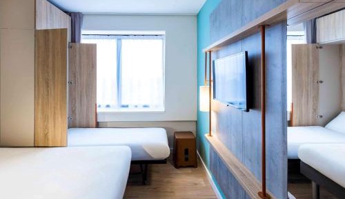 Room with One Double and One Fold-Down Bed
