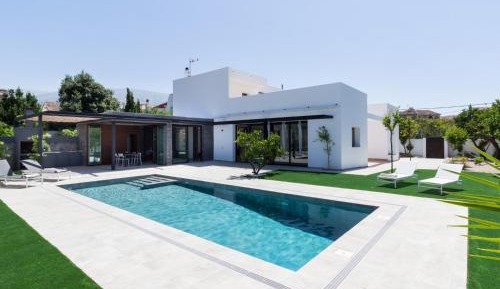 Villa with Private Pool