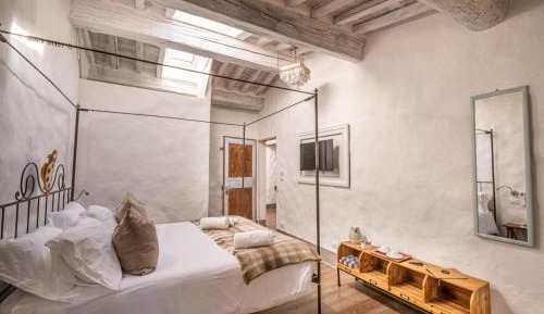 Deluxe Double Room with Extra Bed