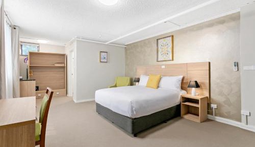 King Room with Sofa-Bed - Non-Smoking