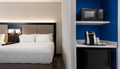 Standard Room with Two Queen Beds