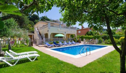 Villa with Private Pool