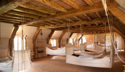 8-Bed Mixed Dormitory Room