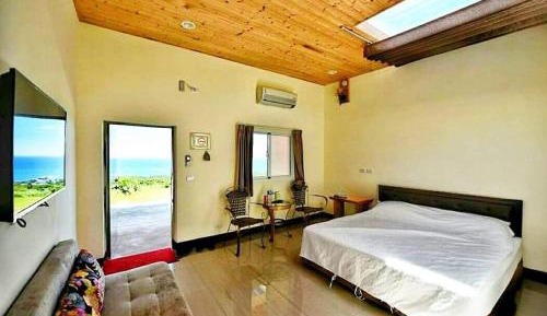 Queen Room with Sea View