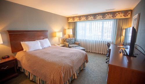 Queen Room