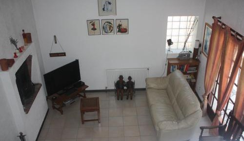 Standard Twin Room with Shared Bathroom