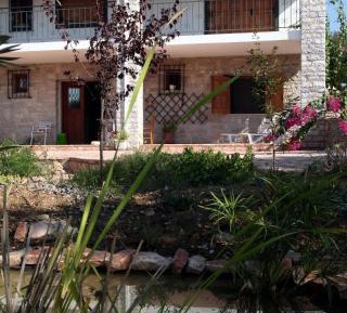 Apartment with Garden View
