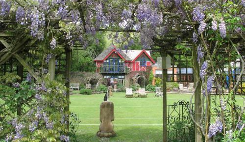 Apartment with Garden View - The Folly