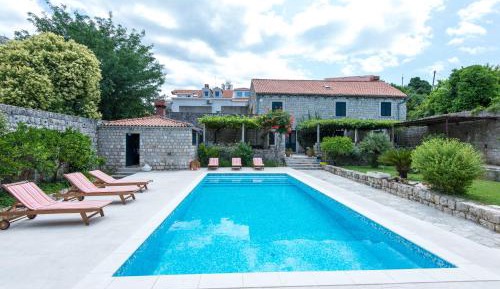 Six-Bedroom Villa with Private Pool 