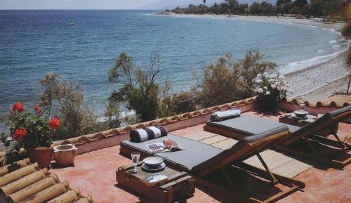 Studio with Sea View (2 Adults)