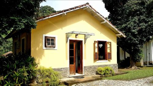 Cottage with Garden View